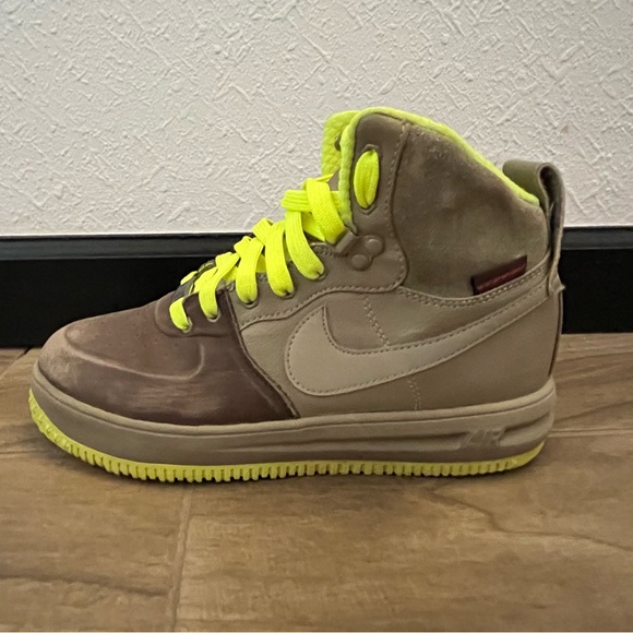 Nike Lunar Force 1 Sneakerboot GS 'BAMBOO'. Size 7Y - Picture 3 of 7